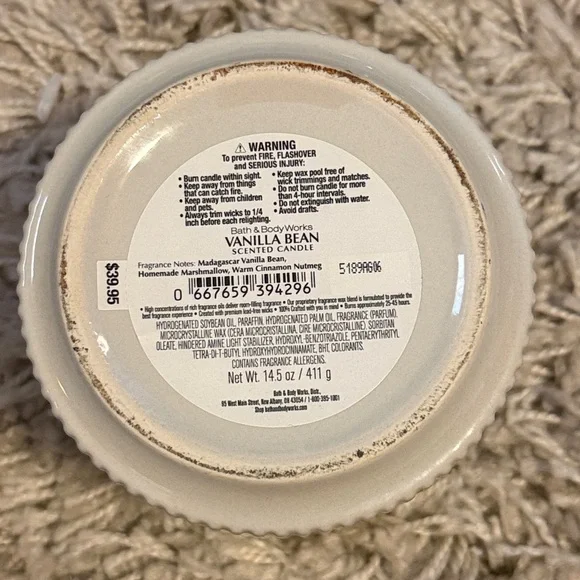 Bath and Body Works Vanilla Bean 3-Wick Candle in Ceramic Jar NWT - Picture 5 of 5